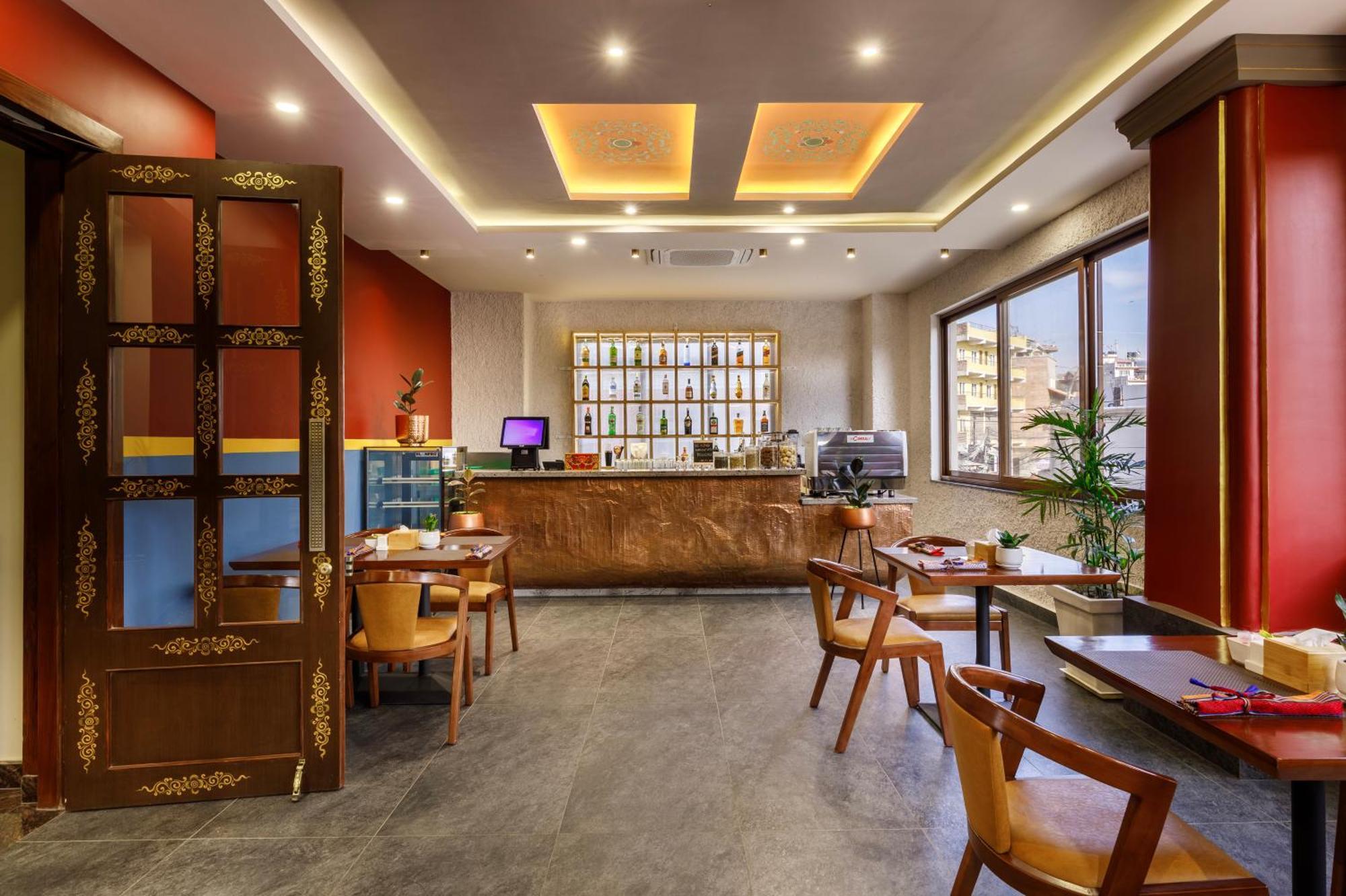 Atisha Hotel Катманду Екстериор снимка